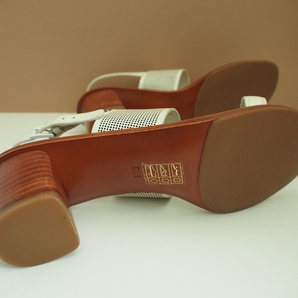 Tory Burch Lowell II Perforated Sandals-S:8 Ivory - Picture 8 of 10